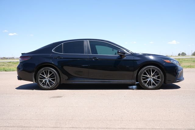 Used 2024 Toyota Camry SE FWD image 5