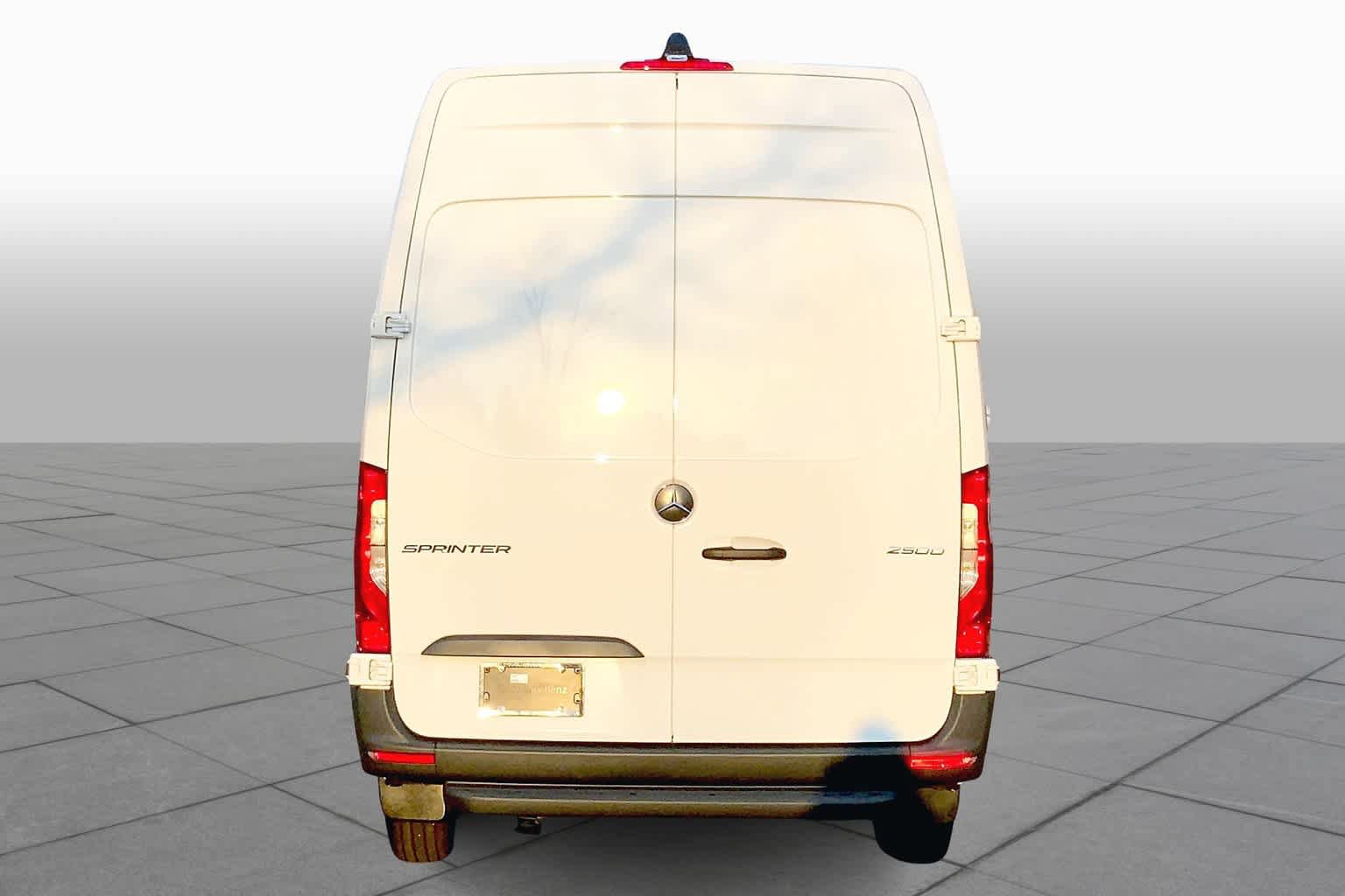 Certified 2025 Mercedes-Benz Sprinter 2500 image 4