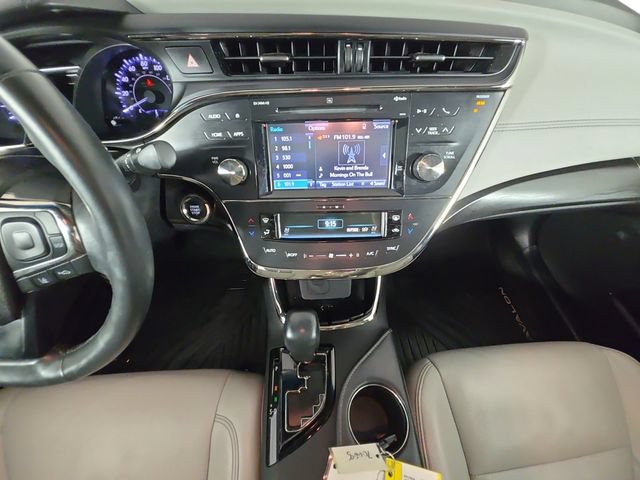 Used 2016 Toyota Avalon Limited FWD image 11