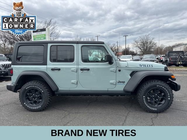 Used 2023 Jeep Wrangler Unlimited w/ Cold Weather Group image 18