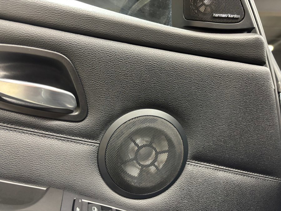 Used 2011 BMW 335i xDrive Sedan image 7