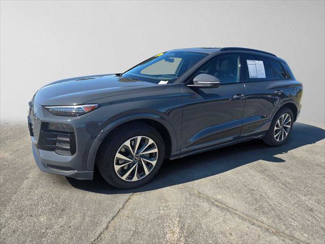 Used 2025 Audi Q6 e-tron Prestige AWD/4WD image 7