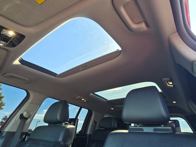 Used 2024 Hyundai Santa Fe Limited FWD image 12
