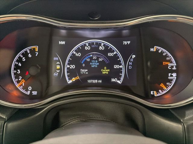 Used 2019 Jeep Grand Cherokee Altitude AWD/4WD image 32