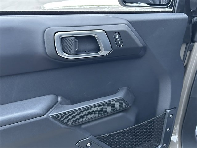 New 2025 Ford Bronco Badlands image 9