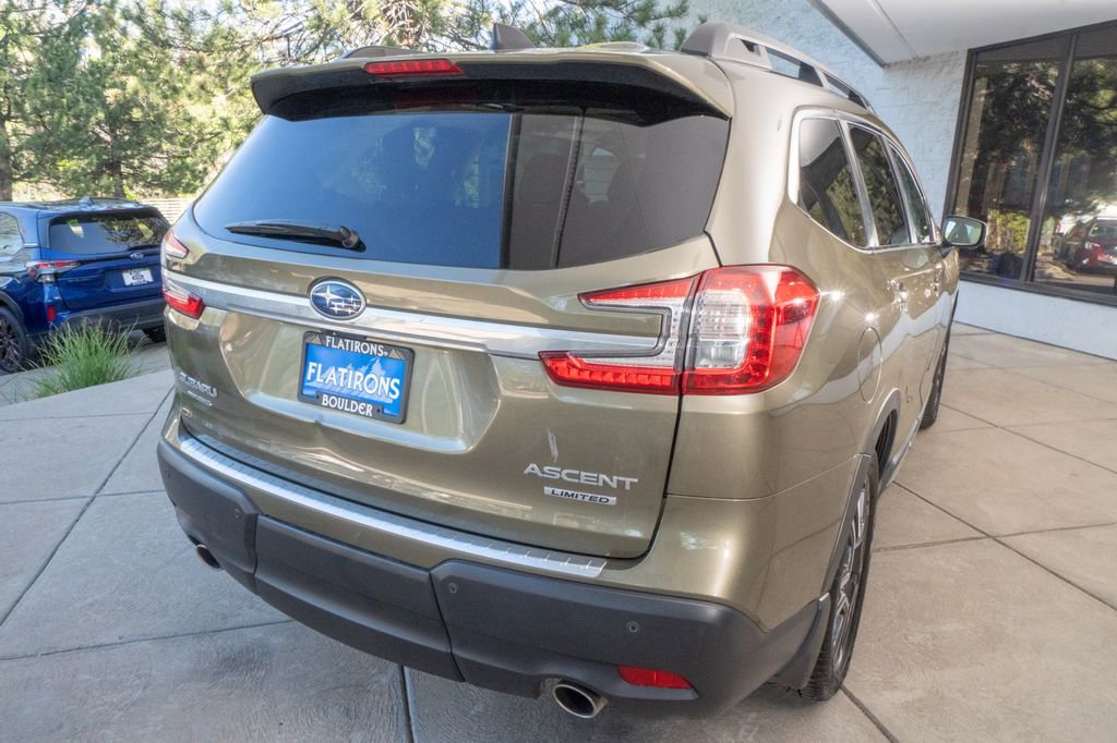 Used 2023 Subaru Ascent Limited w/ Technology Package AWD/4WD image 6