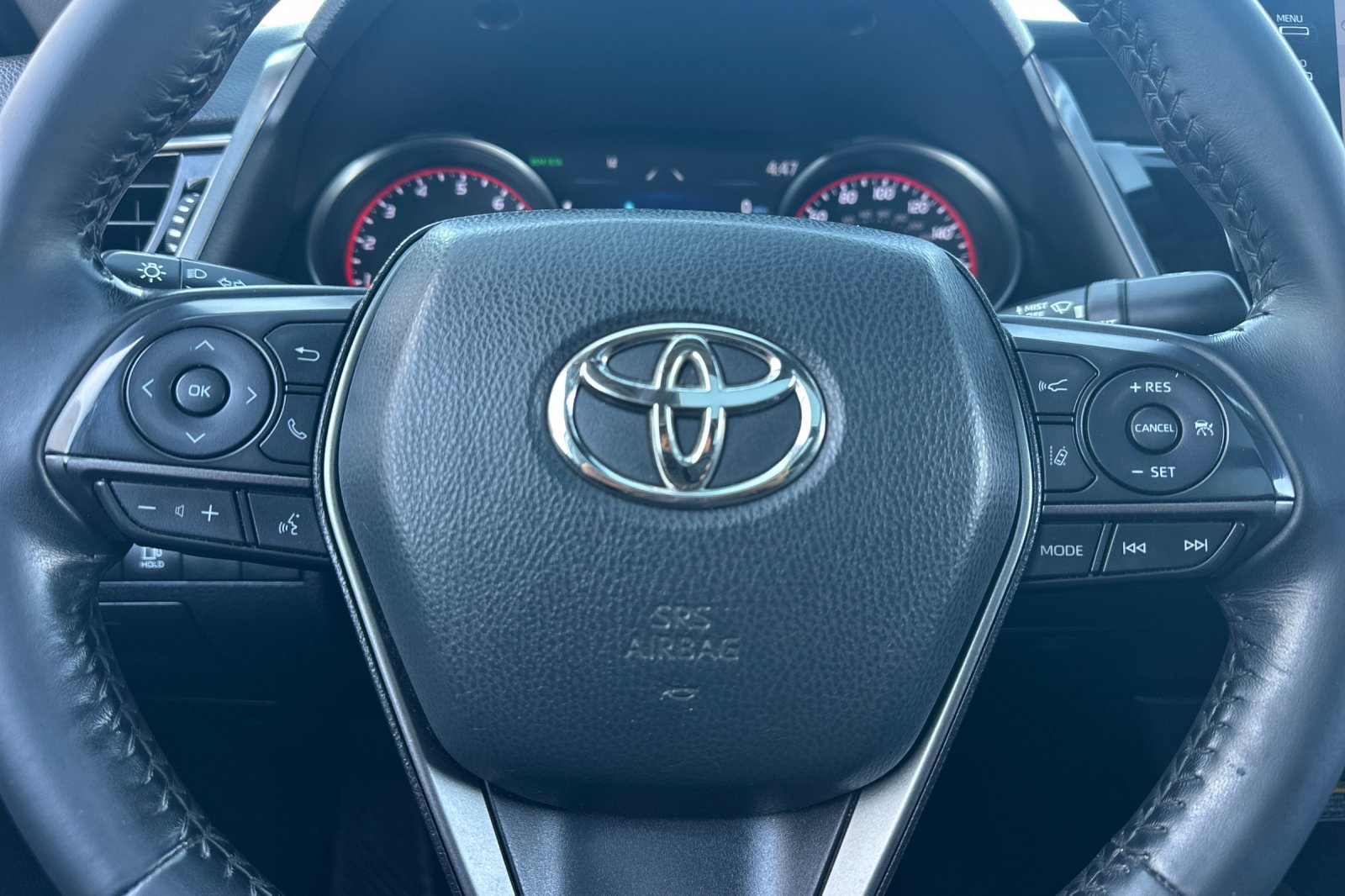 Certified 2021 Toyota Camry XSE FWD image 21