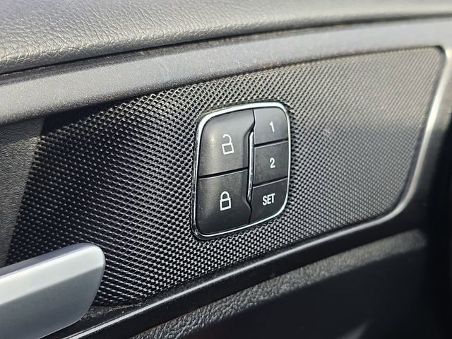 Used 2019 Ford Fusion Titanium FWD image 31