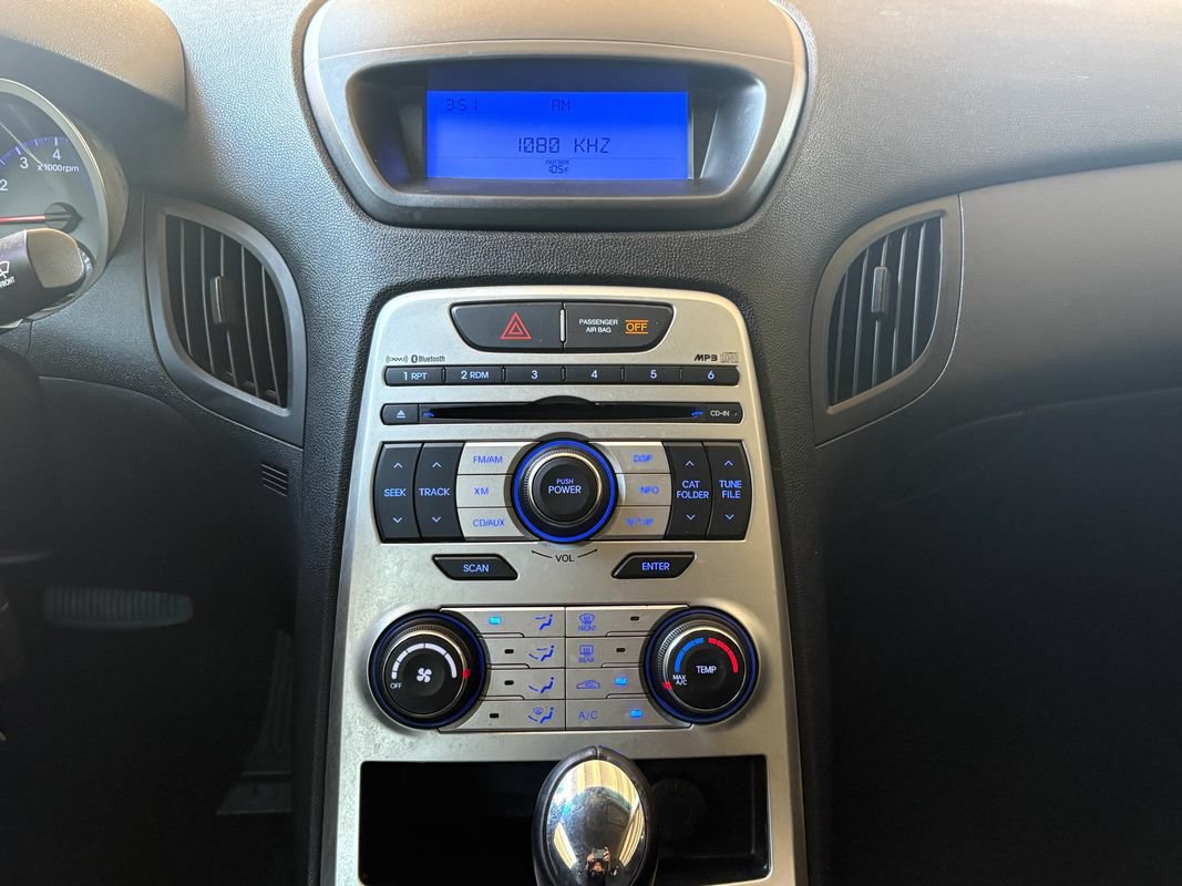 Used 2010 Hyundai Genesis 2.0T RWD image 16