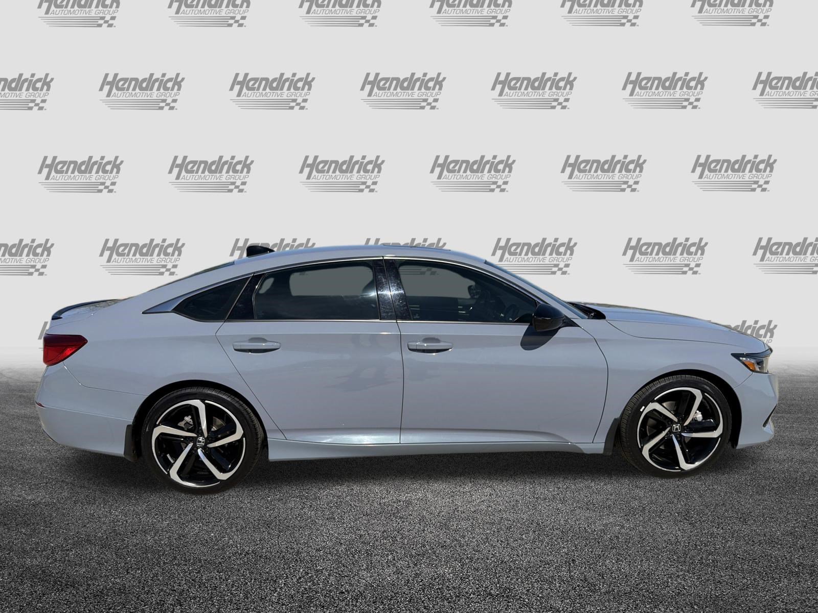 Used 2021 Honda Accord Sport image 11
