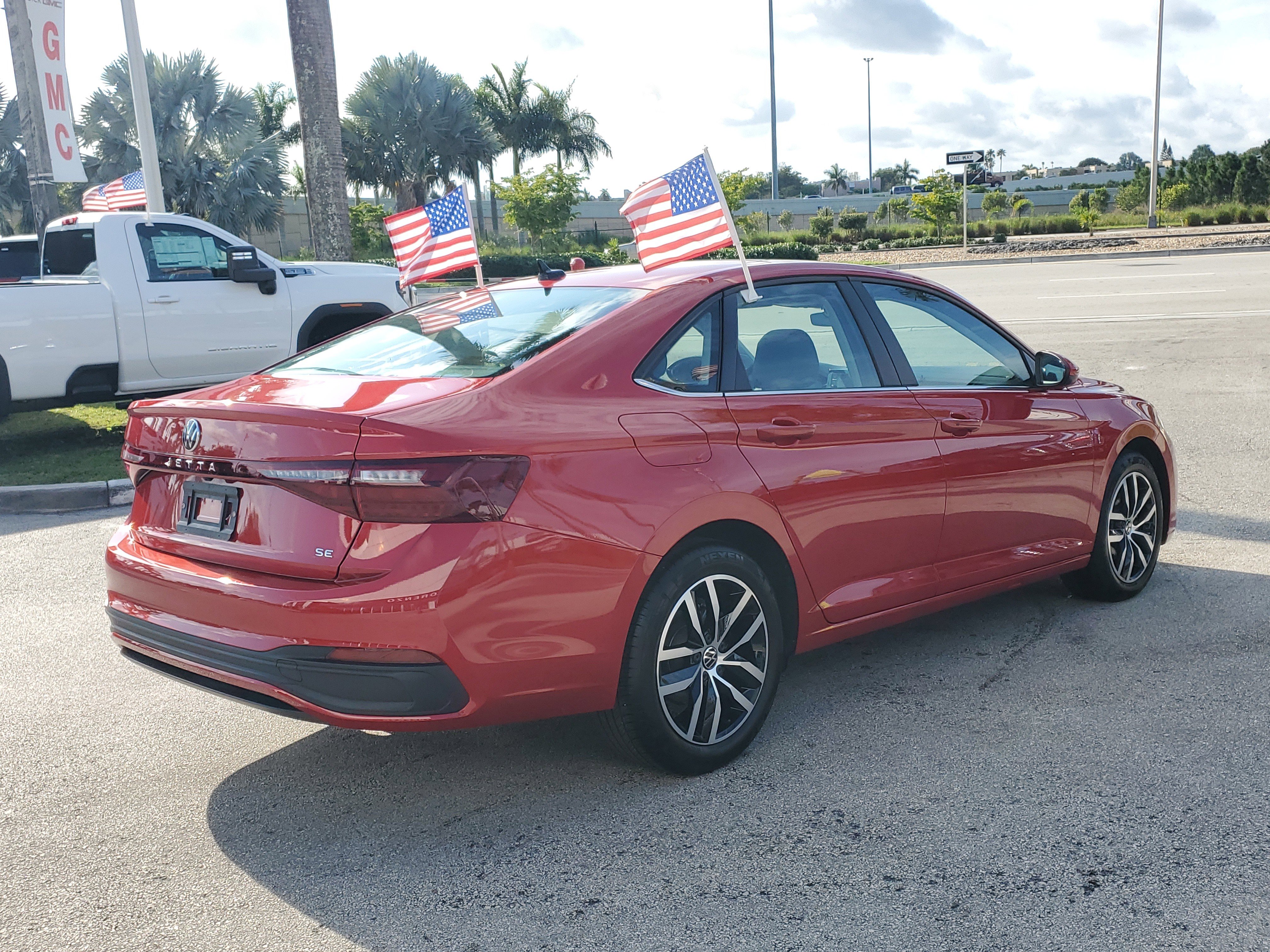Used 2025 Volkswagen Jetta SE image 5