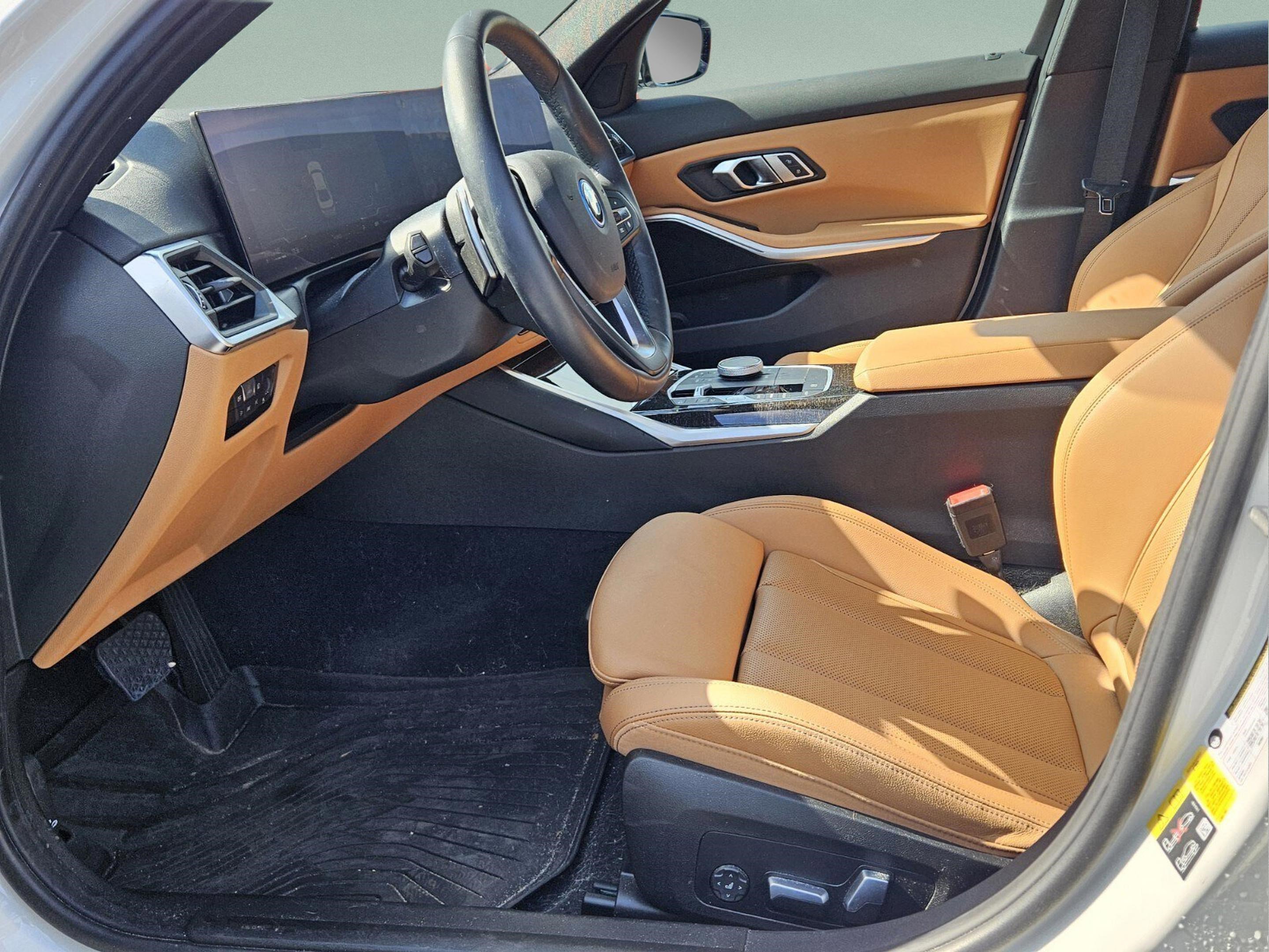 Used 2023 BMW 330e w/ Driving Assistance Package RWD image 9