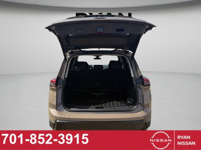 New 2026 Nissan Rogue SV w/ Rock Creek Premium Package AWD/4WD image 28