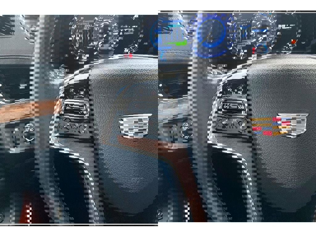 Used 2016 Cadillac Escalade Premium image 19