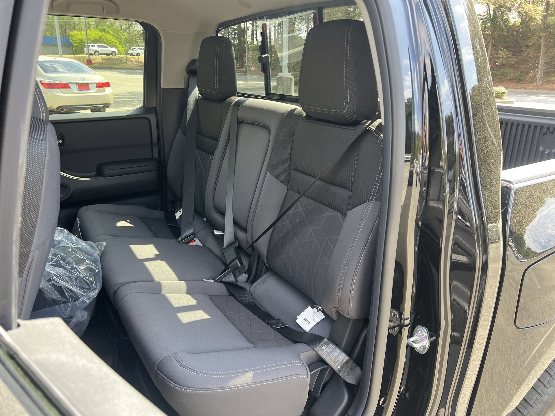 New 2026 Nissan Frontier SV w/ Tow Package AWD/4WD image 15