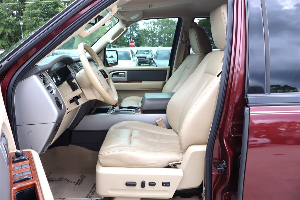 Used 2009 Ford Expedition EL 4WD image 15