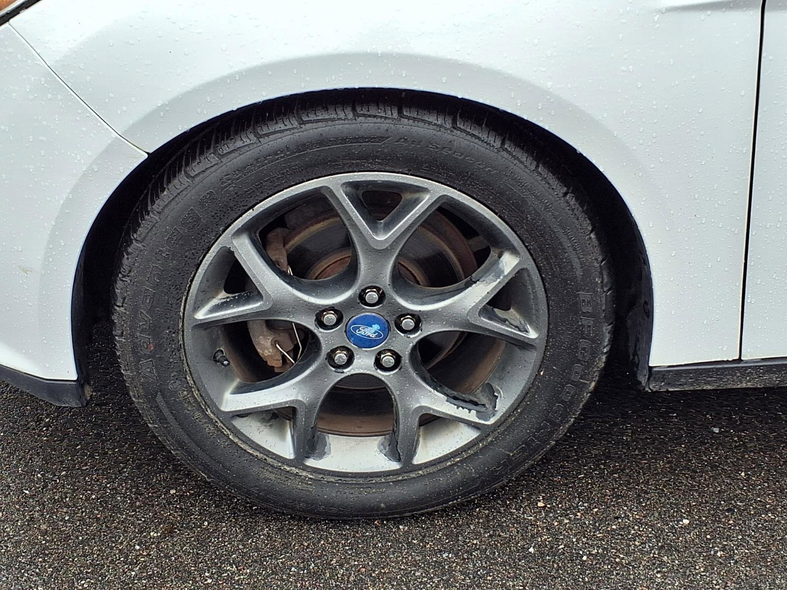 Used 2014 Ford Focus SE w/ Equipment Group 201A image 10
