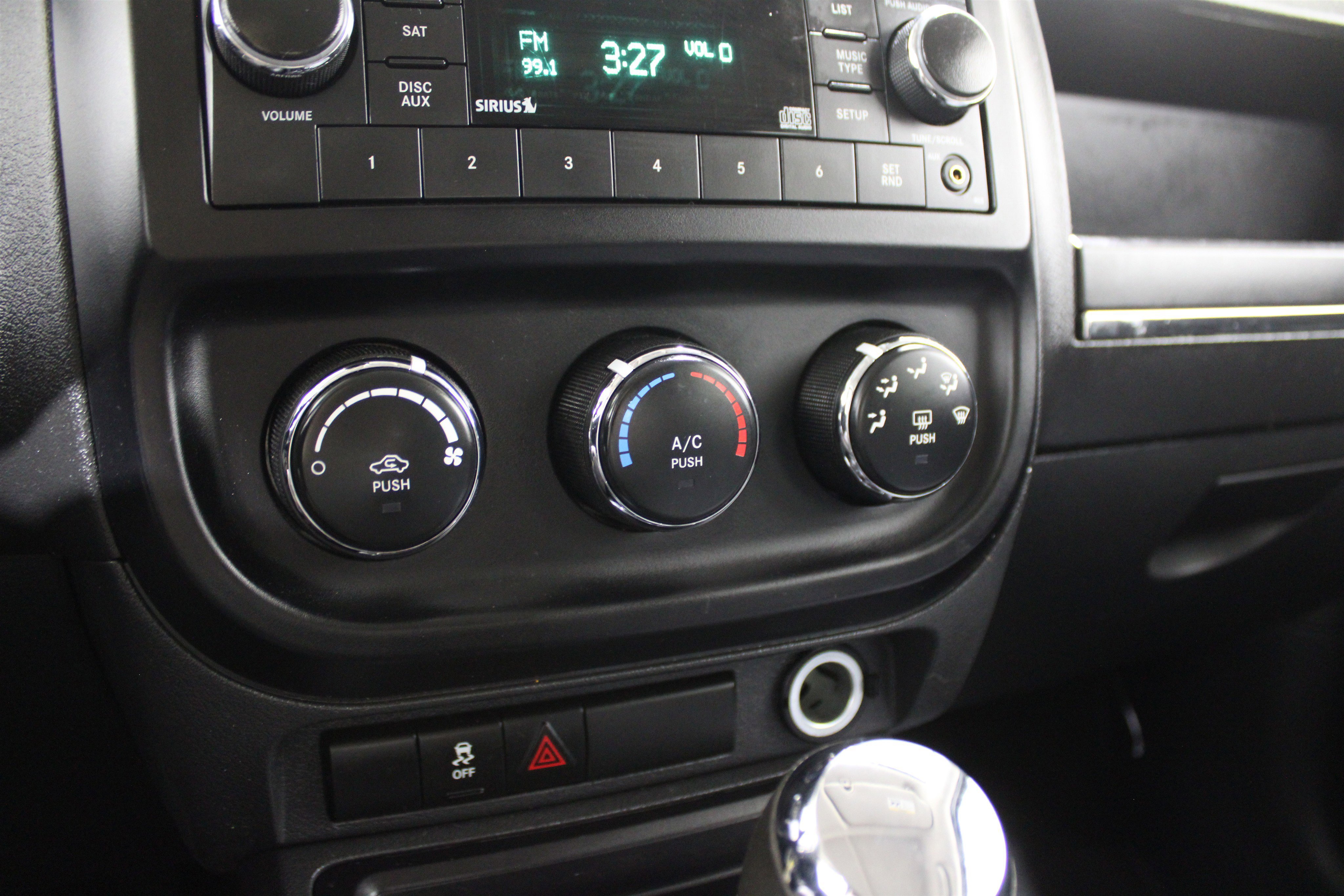 Used 2017 Jeep Patriot Sport image 12