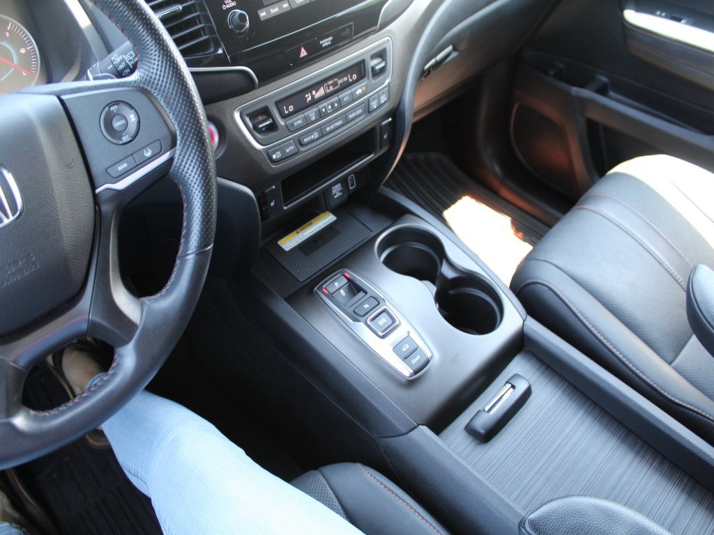 Used 2022 Honda Pilot TrailSport image 16