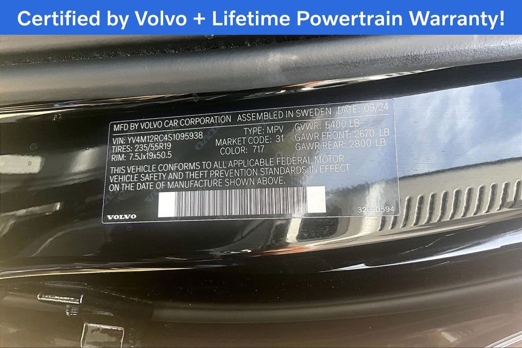 Used 2025 Volvo XC60 B5 Plus image 45