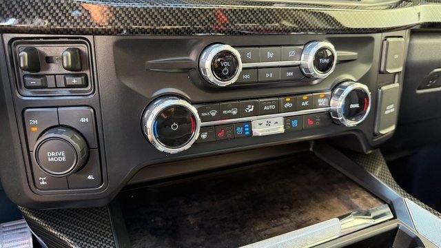 Used 2024 Ford F250 Lariat w/ Lariat Ultimate Package image 48