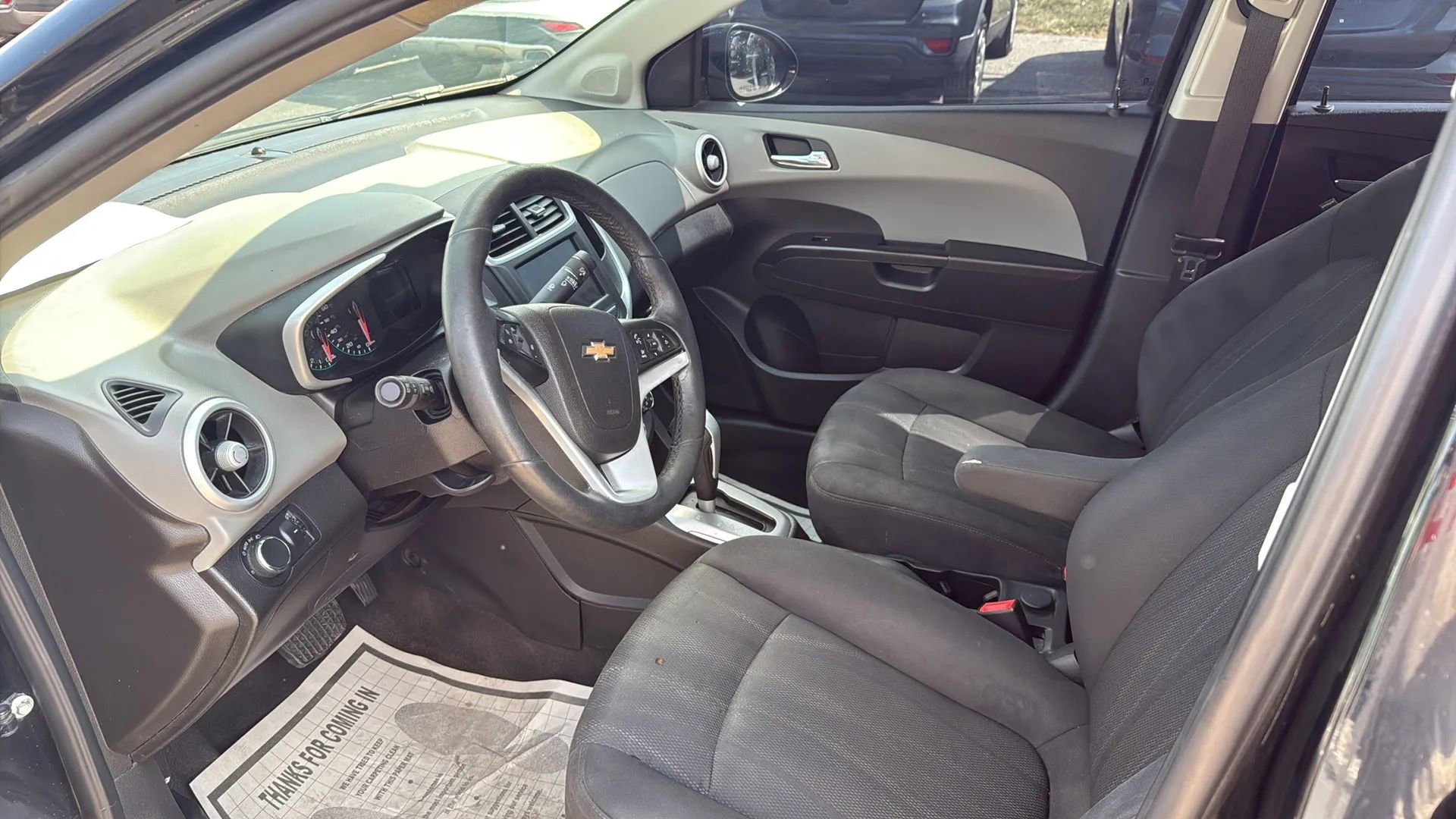 Used 2019 Chevrolet Sonic LT w/ Convenience Package FWD image 9