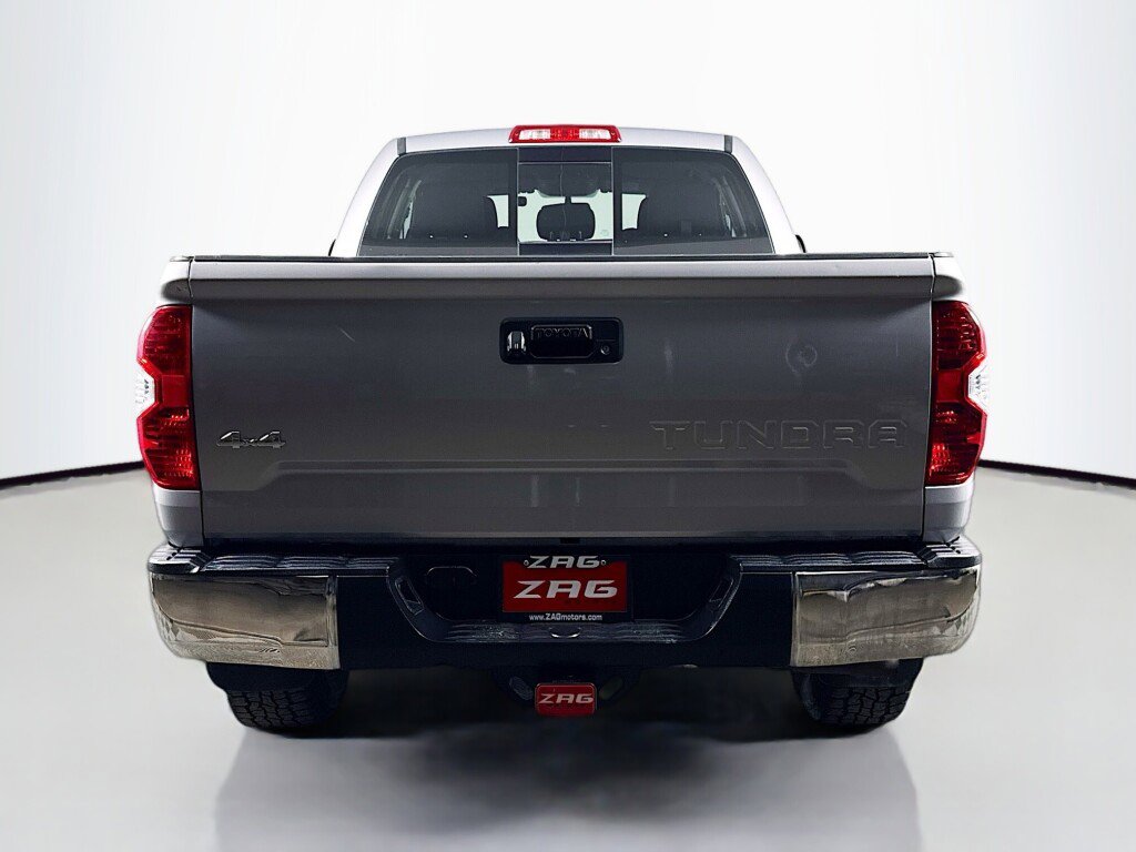 Used 2015 Toyota Tundra SR5 w/ SR5 Upgrade Package AWD/4WD image 4