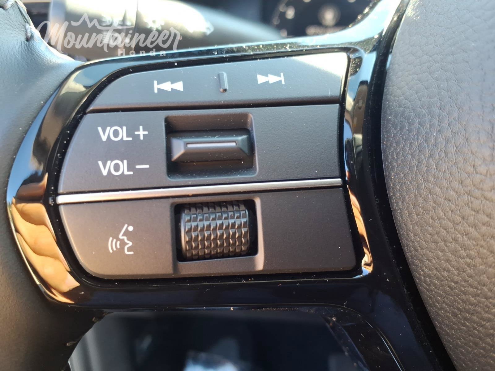 Used 2026 Honda CR-V EX-L image 30