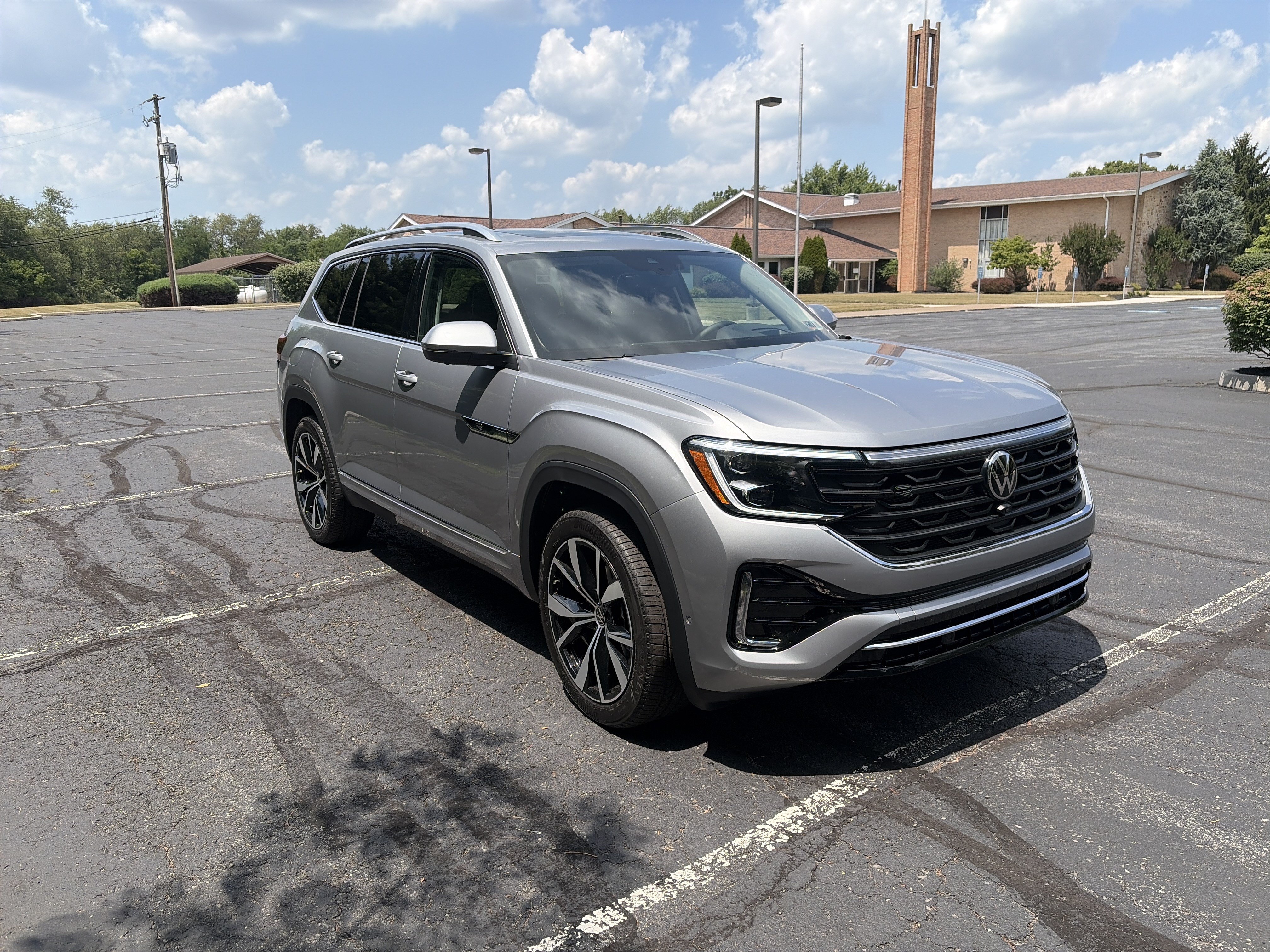 New 2026 Volkswagen Atlas SEL Premium R-Line AWD/4WD image 3