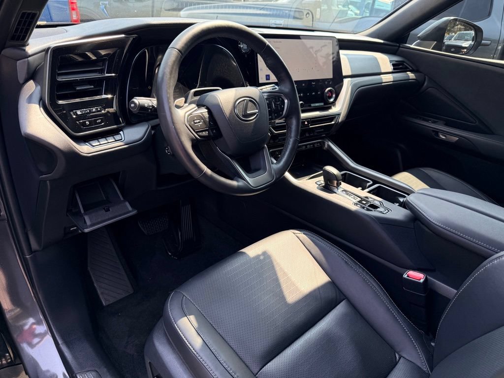Used 2024 Lexus TX 350 AWD w/ Captains Chair Package image 22