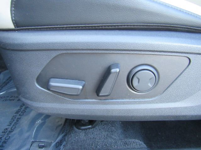 Used 2023 Kia Sportage EX image 15