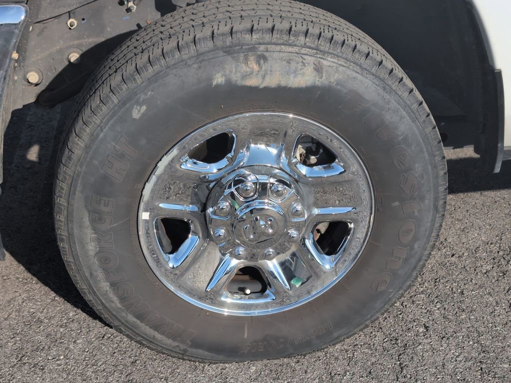 Used 2024 RAM 2500 Tradesman w/ Chrome Appearance Group image 31