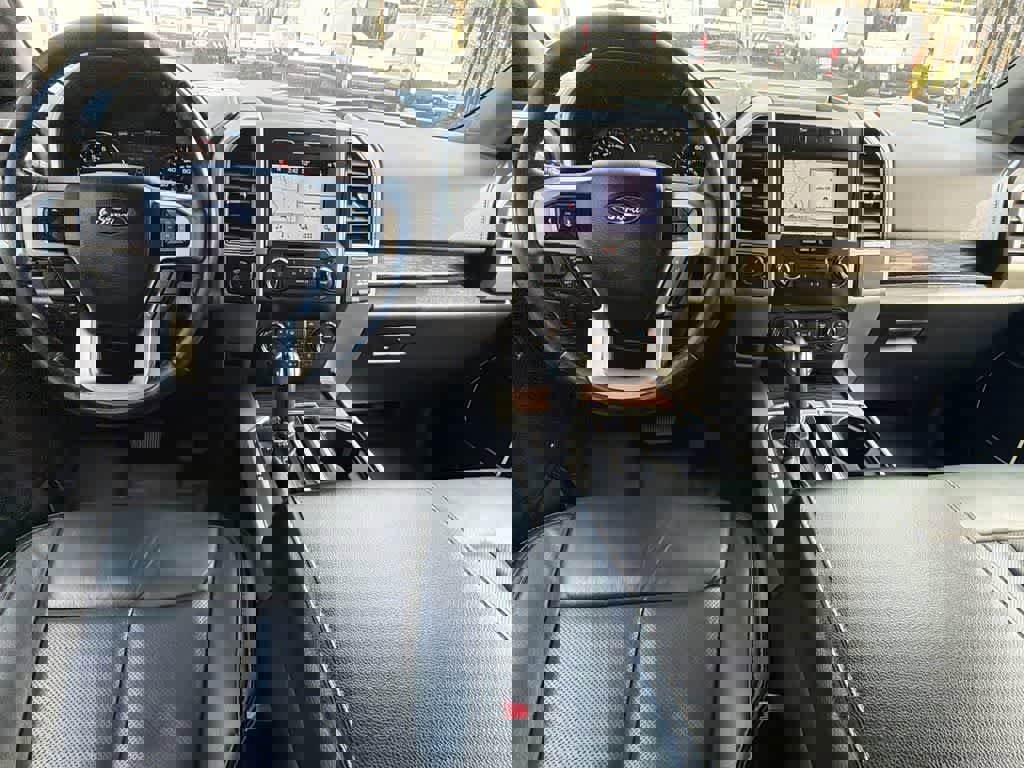 Used 2019 Ford F150 Lariat image 19