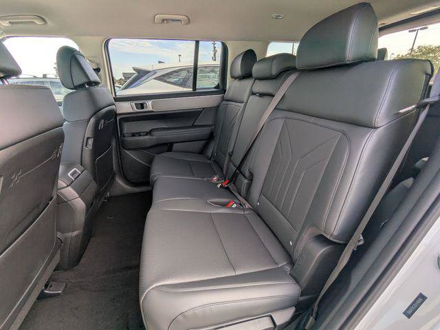 New 2027 Hyundai Santa Fe SEL FWD image 17