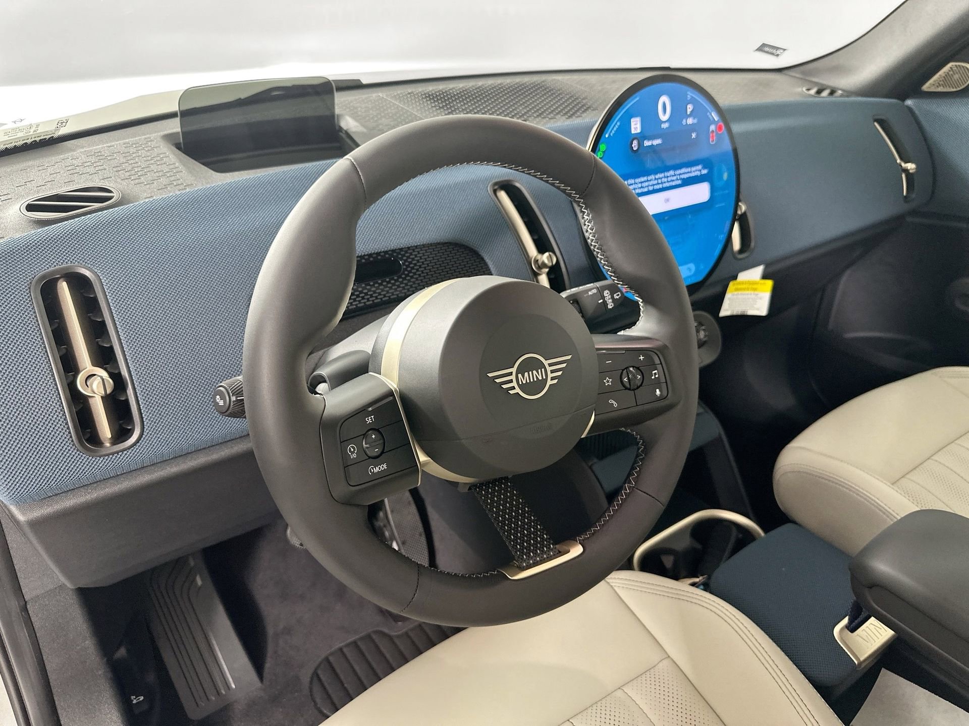 New 2025 MINI Cooper Countryman S w/ Comfort Package Max image 9