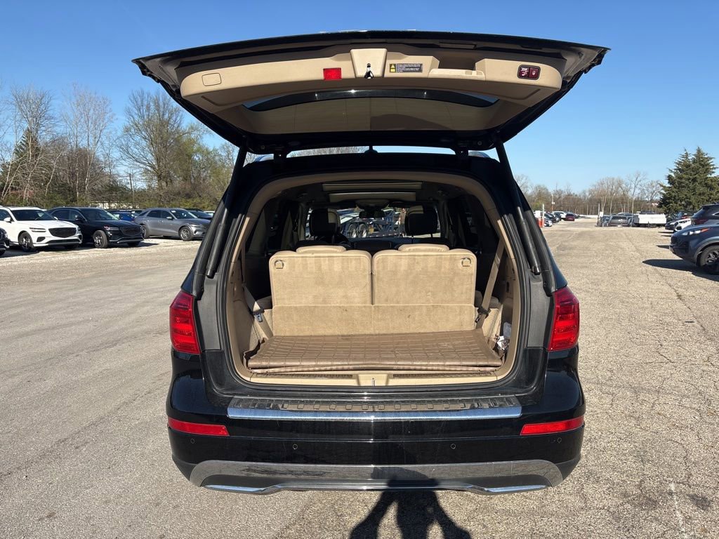 Used 2013 Mercedes-Benz GL 320 BlueTEC 4MATIC image 3