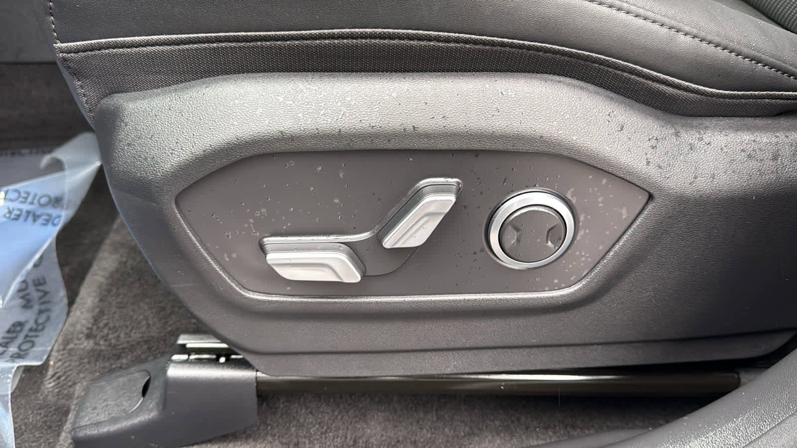 Used 2025 Hyundai Santa Fe XRT image 13