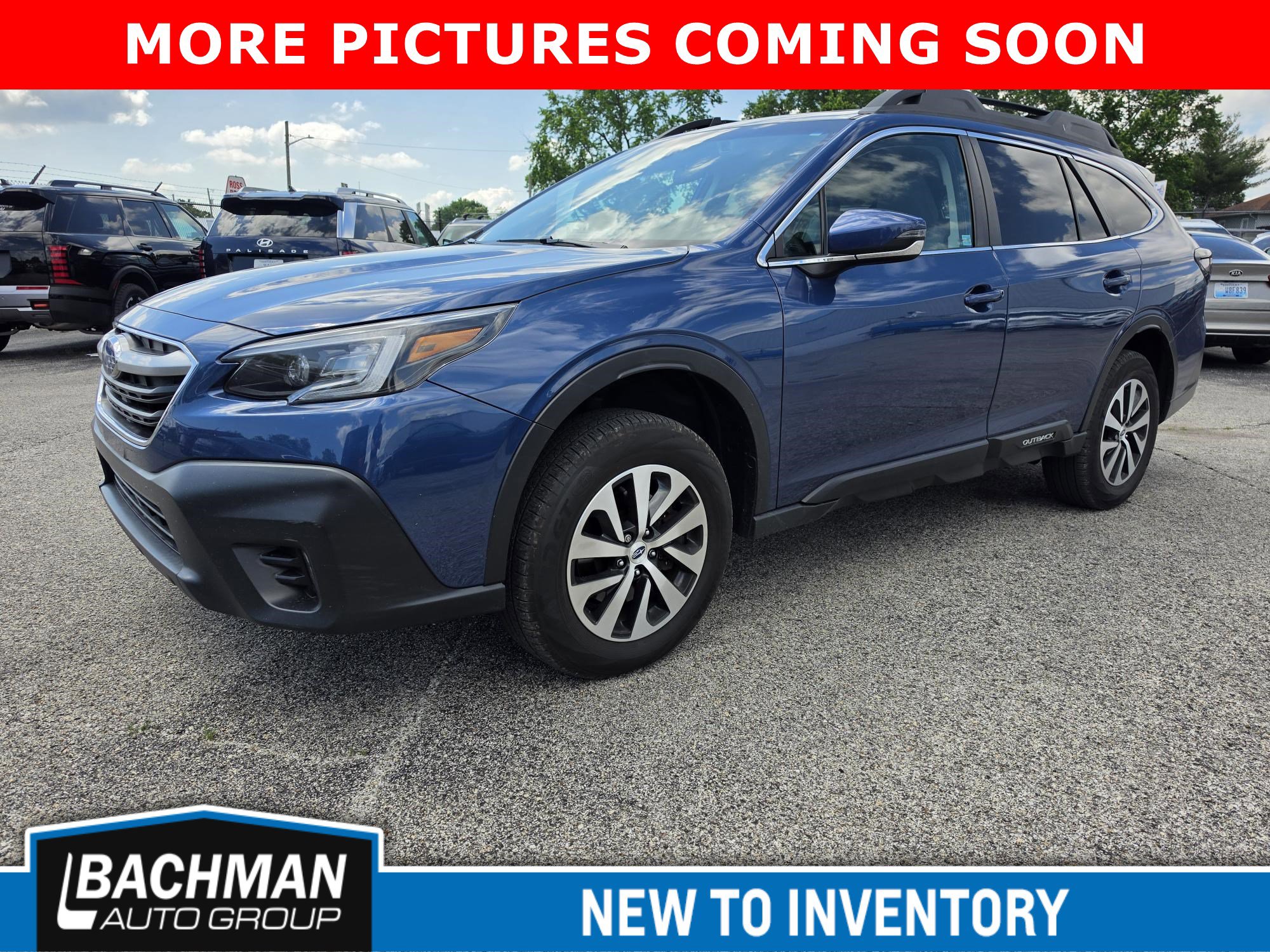 Used 2022 Subaru Outback Premium AWD/4WD image 3
