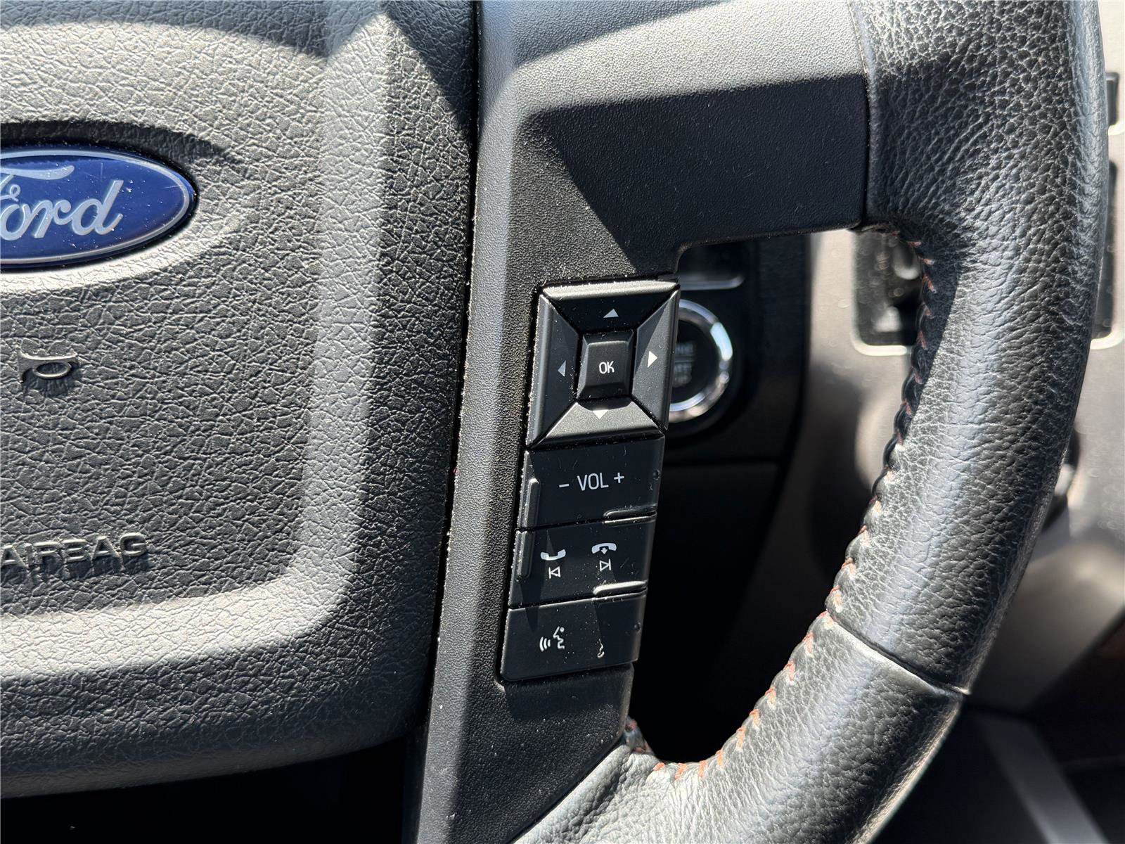 Used 2017 Ford Expedition EL King Ranch RWD image 23