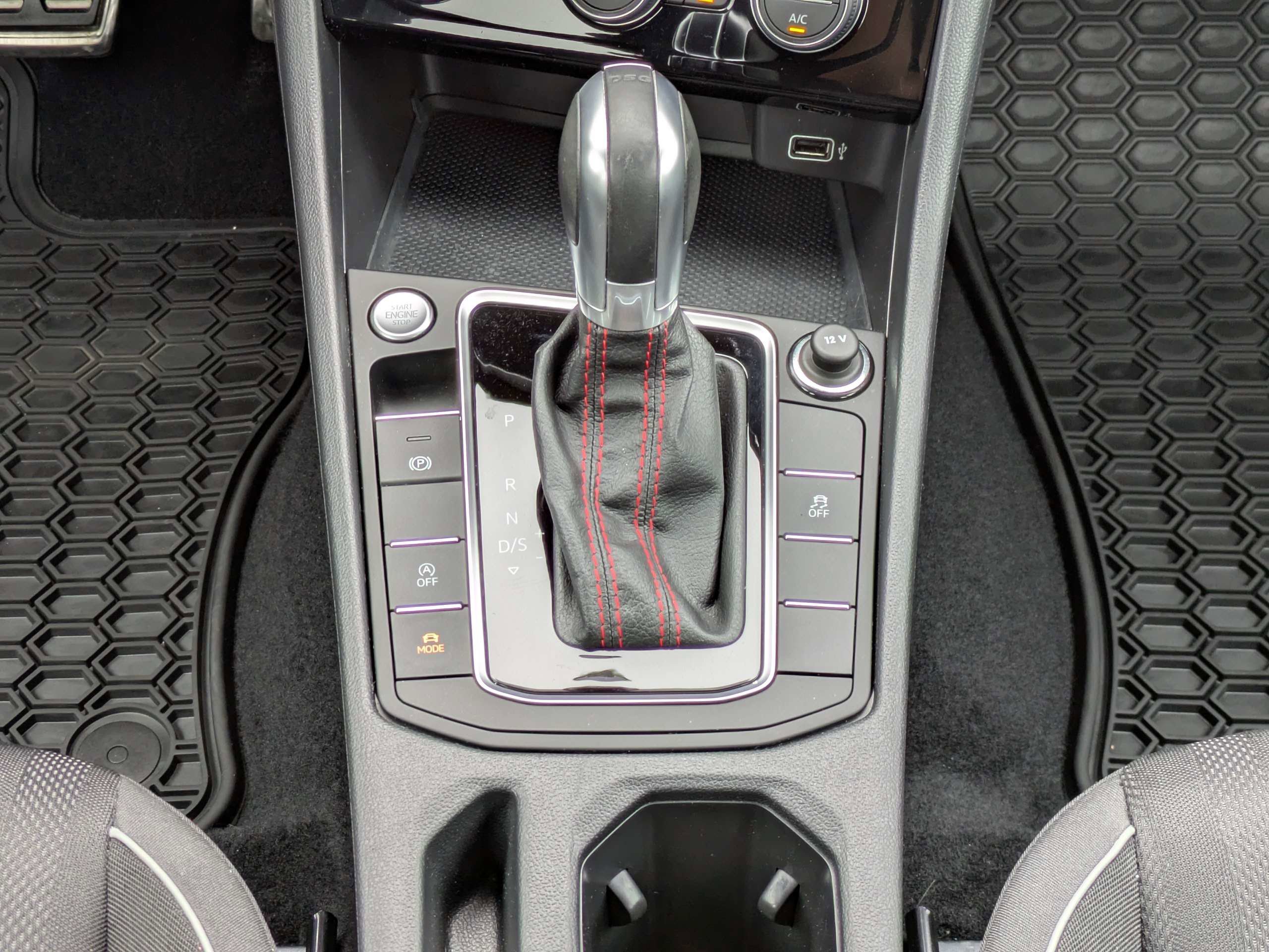 Certified 2019 Volkswagen Jetta GLI image 18