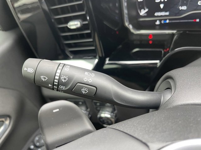 Used 2022 GMC Sierra 1500 SLT image 23