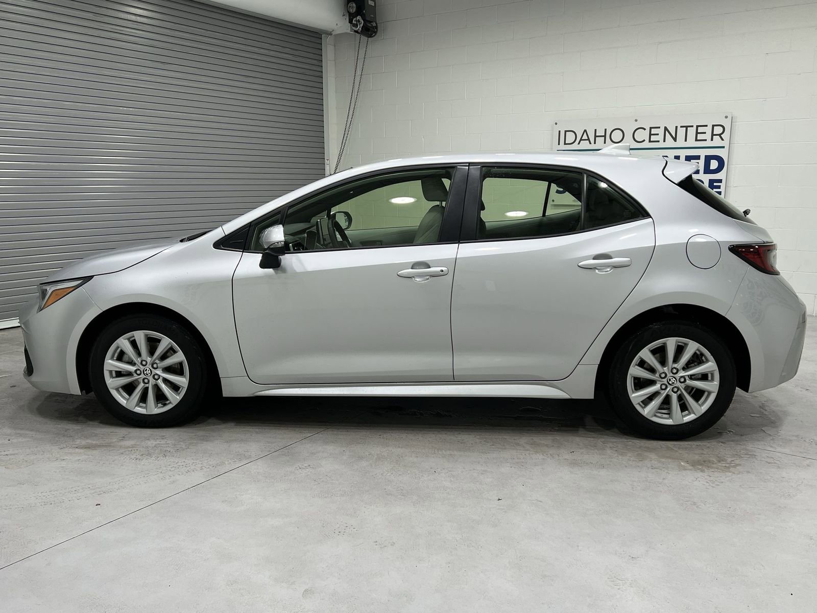 Used 2024 Toyota Corolla SE image 5