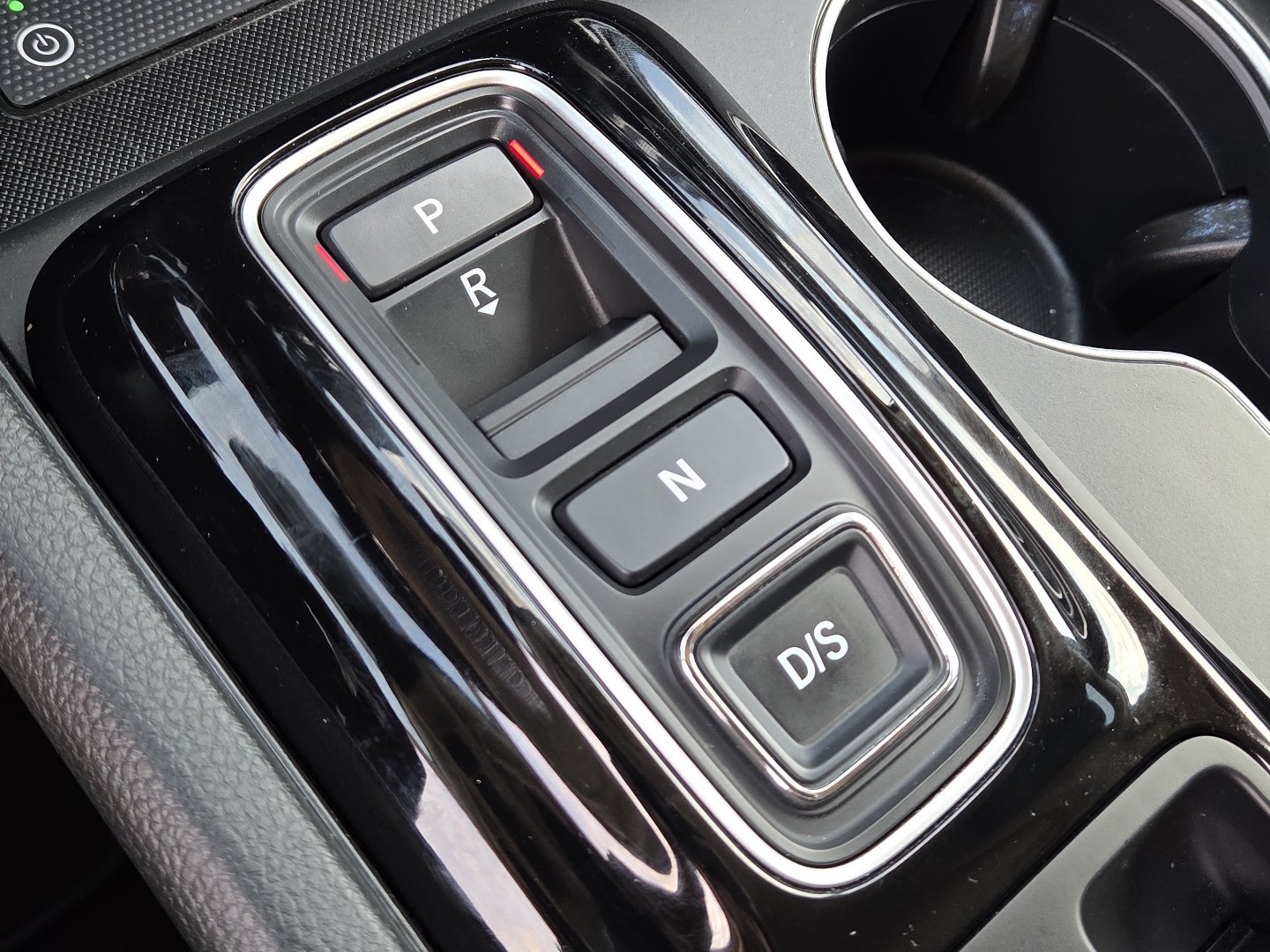 Used 2025 Honda Pilot Touring image 32