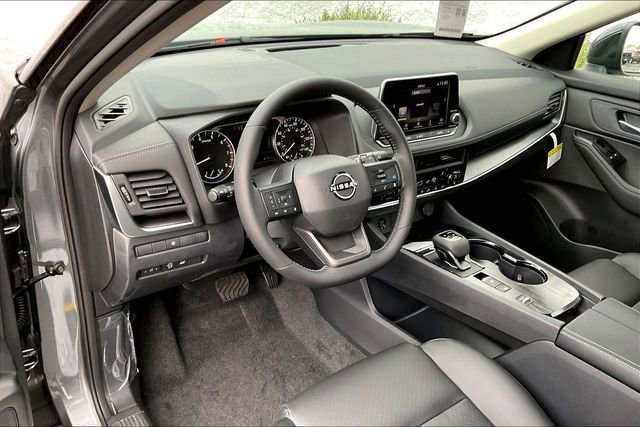 New 2026 Nissan Rogue SV image 5