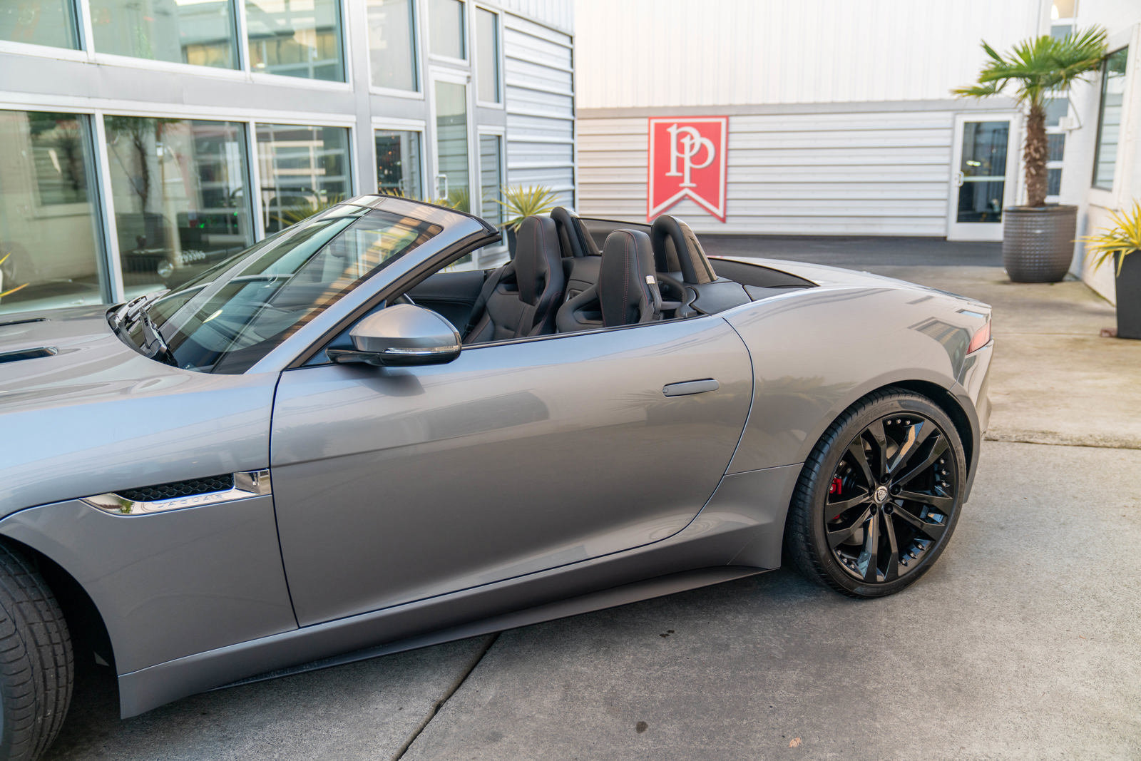 Used 2014 Jaguar F-TYPE S RWD image 5