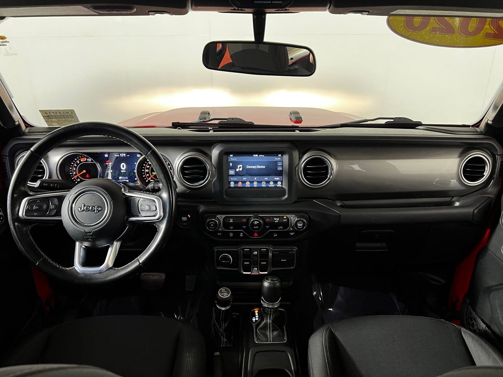 Used 2020 Jeep Wrangler Unlimited Sahara image 23