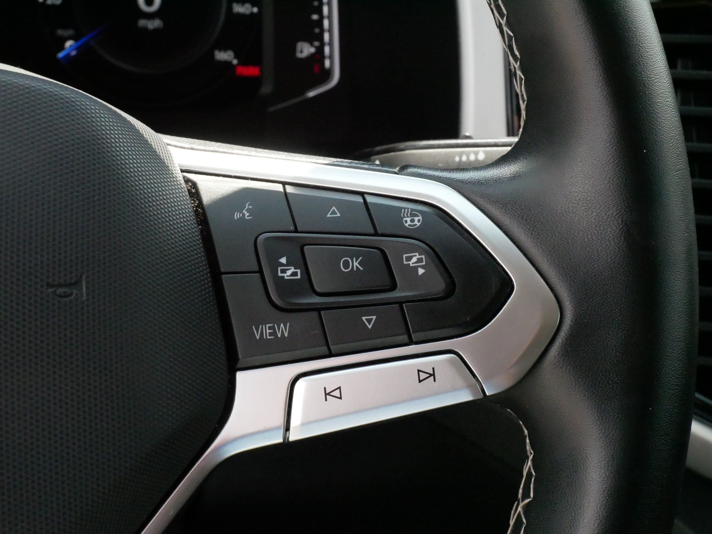 Certified 2022 Volkswagen Atlas SEL AWD/4WD image 25