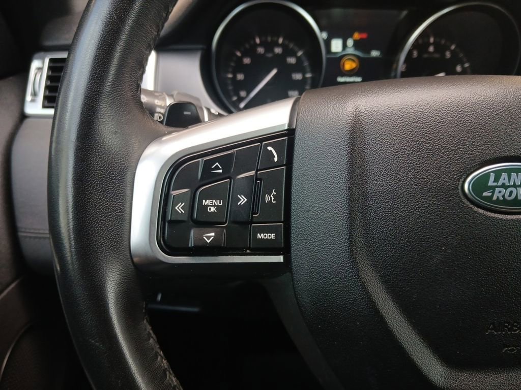 Used 2019 Land Rover Discovery Sport HSE AWD/4WD image 11