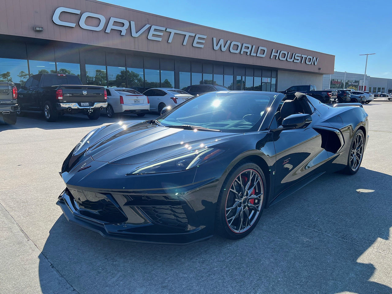 Used 2023 Chevrolet Corvette Stingray Premium Conv w/ Z51 Performance Package image 1