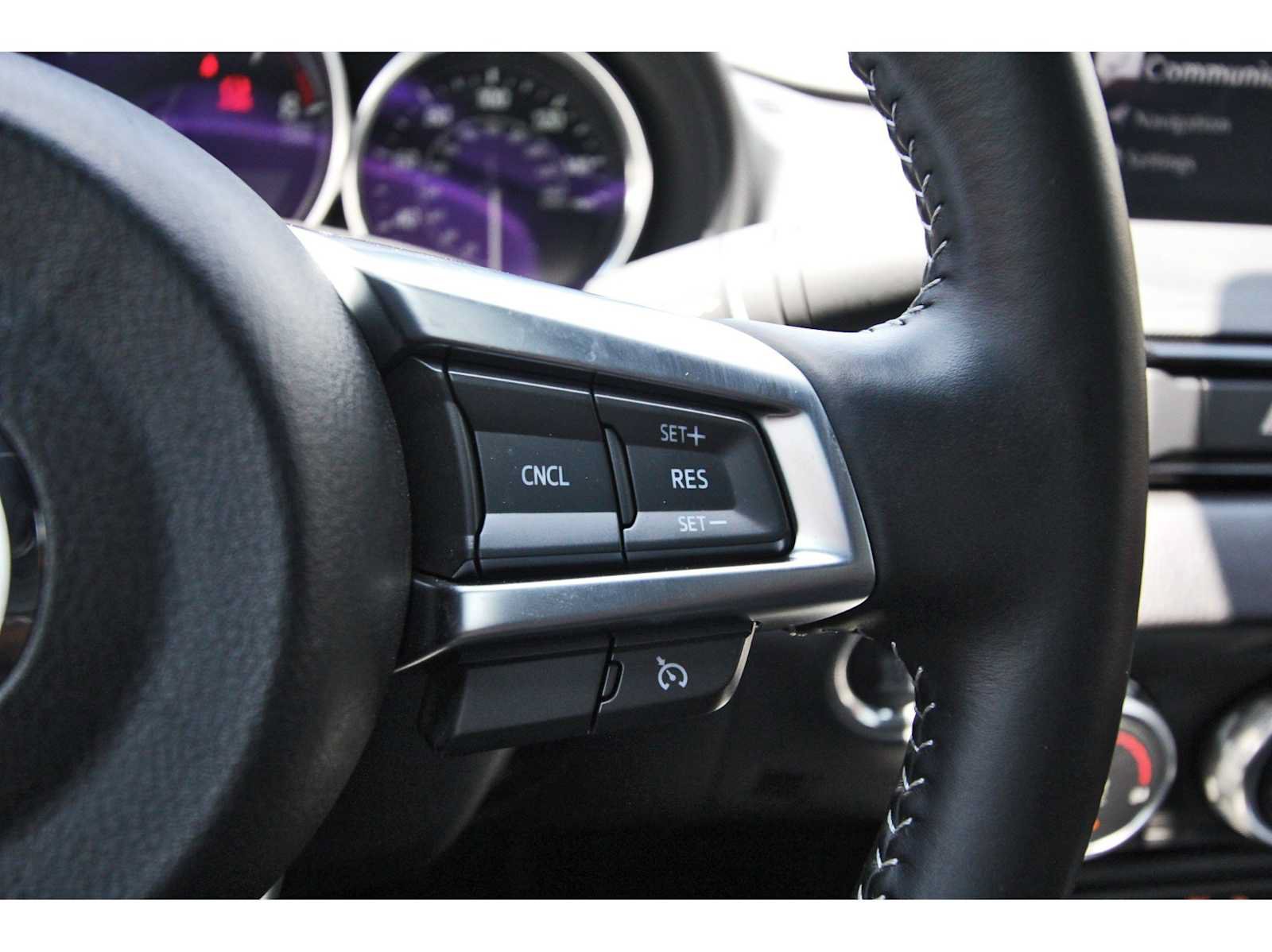 Used 2024 MAZDA MX-5 Miata RF Grand Touring RWD image 10
